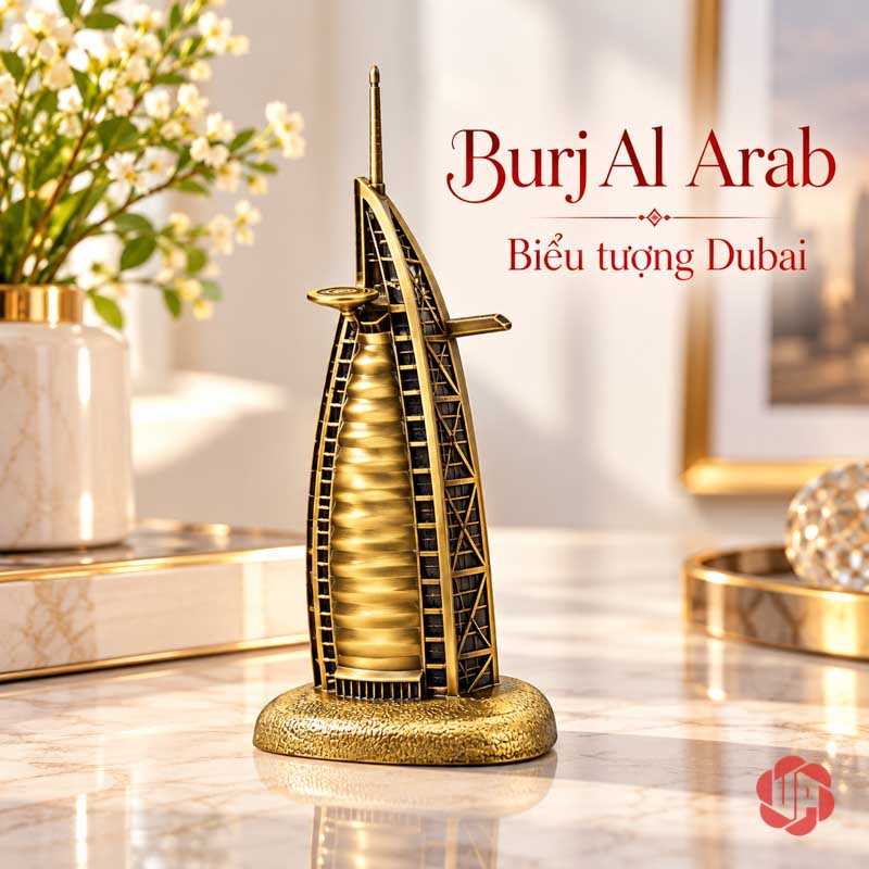 Đồ Decor Nội Thất, Bộ Sưu Tập Mô Hình Kiến Trúc Thế Giới UPV002 Mô hình Burj Al Arab dáng cánh buồm màu đồng cổ trên bàn