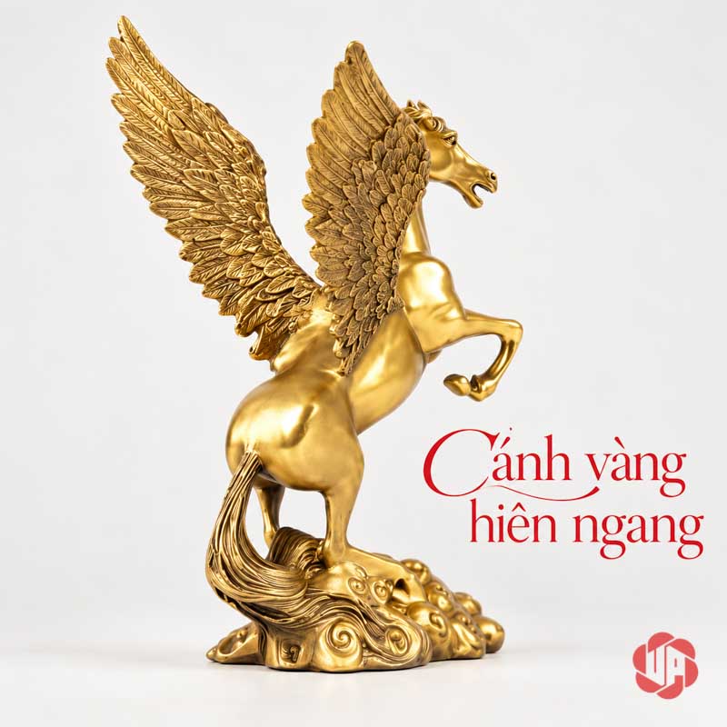 Ngựa Thần Pegasus Bằng Đồng Tượng Ngựa Có Cánh Để Bàn UPD035 Ngựa có cánh nhìn chéo từ phía sau trên nền sáng