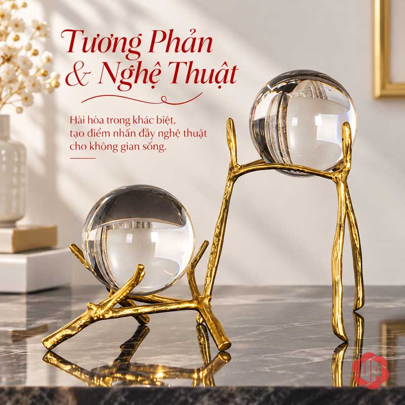 Quả Cầu Thủy Tinh Trang Trí Chân Đồng Cành Cây UP014 Quả cầu pha lê chân cành cây với hai dáng nhìn chéo