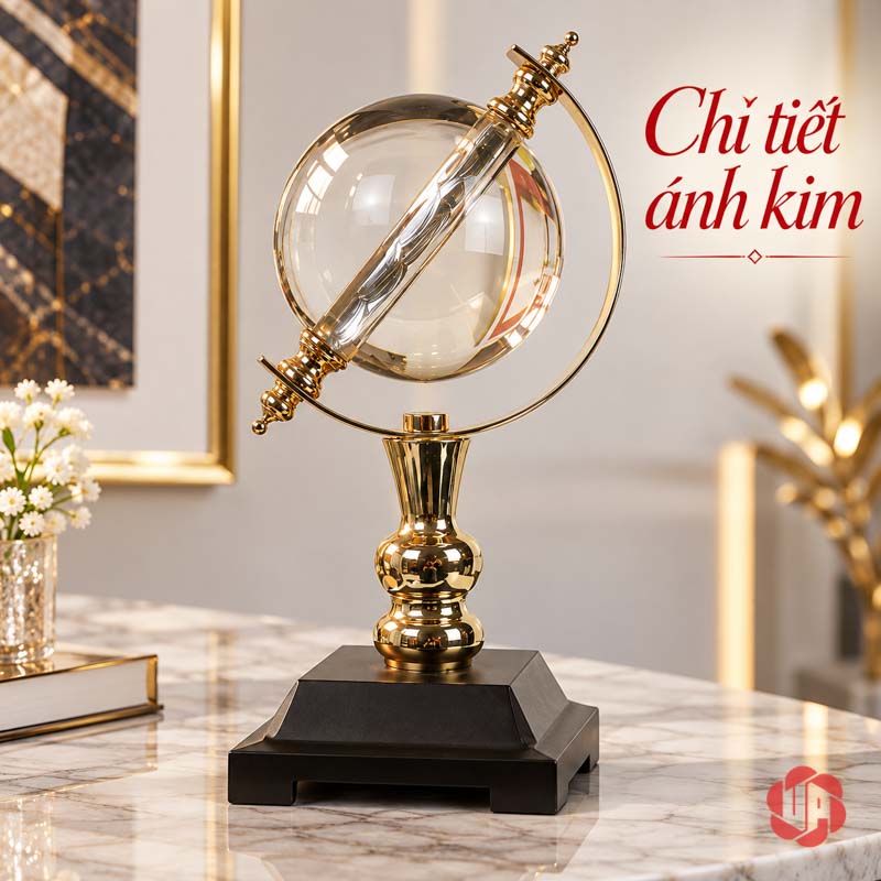 Quả Cầu Pha Lê Phong Thủy Đế Đen UPV010 Quả cầu pha lê với trụ vàng tạo hình và chân đế đen