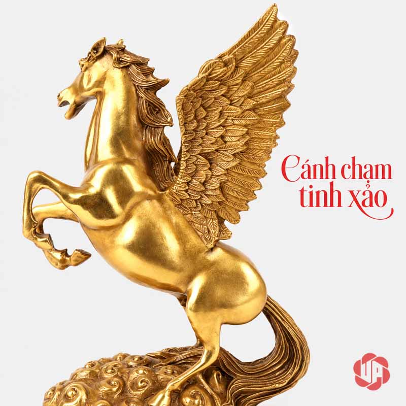 Ngựa Thần Pegasus Bằng Đồng Tượng Ngựa Có Cánh Để Bàn UPD035 Thân ngựa và lớp lông cánh nổi của tượng Pegasus