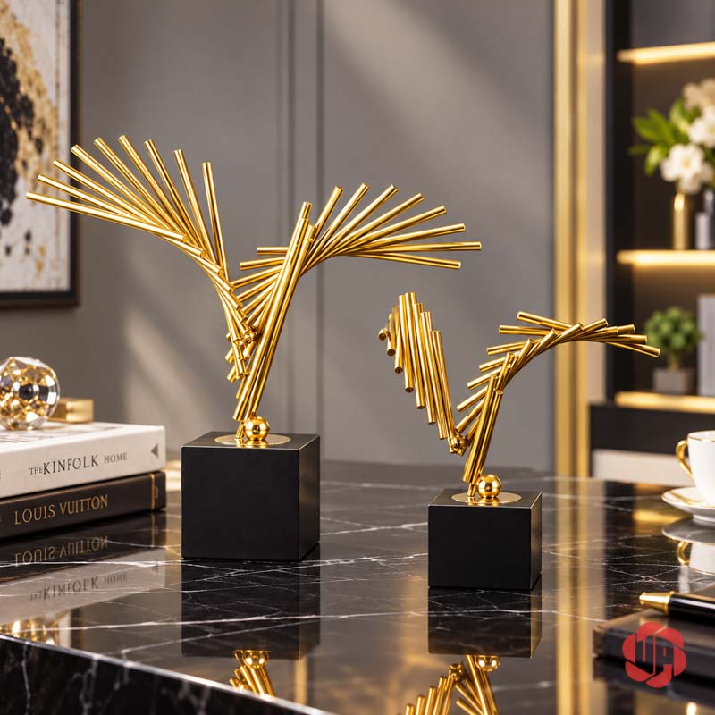 Tượng Decor Đôi Cánh Trang Trí Bàn Làm Việc UP041 Tượng decor Đôi Cánh hai mẫu trên bàn cạnh quả cầu trong suốt