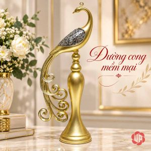 Chim công vàng đuôi rủ uốn cong trên chân đế cao