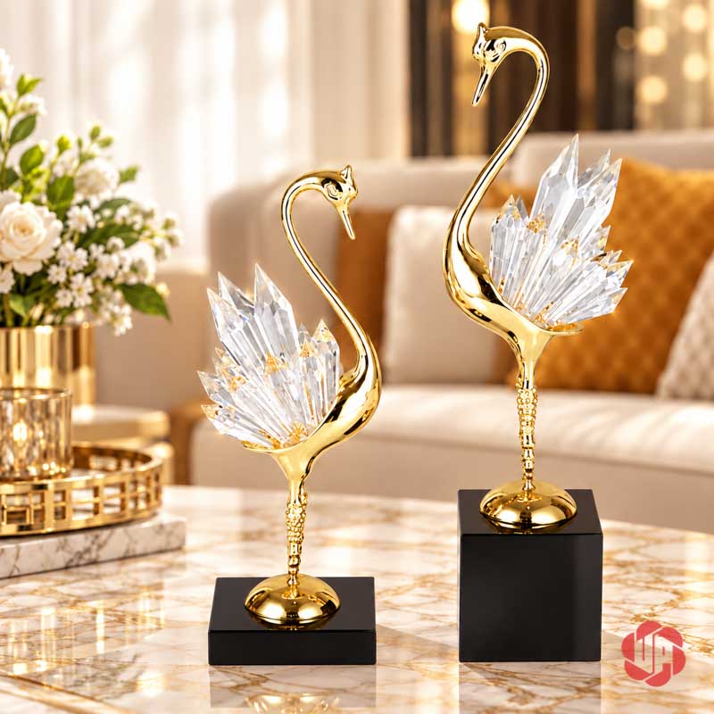Tượng Decor Đôi Chim Thiên Nga Bằng Đồng UPD072 Đôi thiên nga thân vàng, cánh trong suốt trên đế đen cao thấp