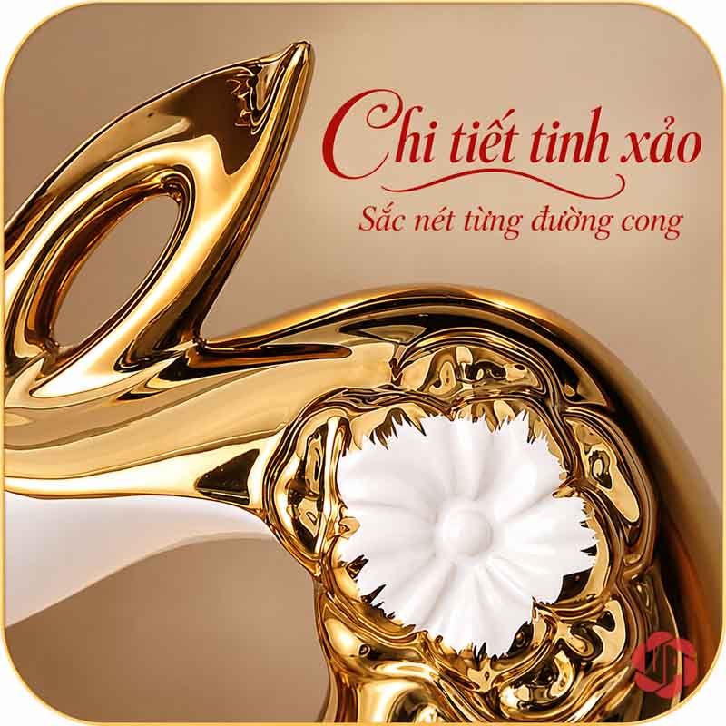 Tượng Decor Đôi Táo Tình Yêu Trắng Vàng UP045-DB Tượng decor táo tình yêu cận cảnh lá vàng và bông hoa trắng