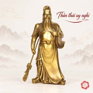 Tượng Quan Công vàng đồng đứng cầm đao nhìn chính diện