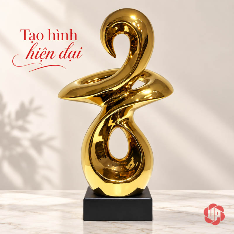 Tượng Trang Trí Nghệ Thuật Vận May Và Bước Ngoặt UP054V Tượng trang trí mạ vàng trên bàn sáng trước tường trơn