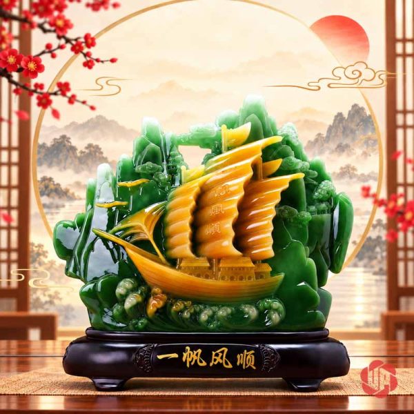 Tượng trang trí phong thủy thuyền vàng trước núi xanh trên bàn
