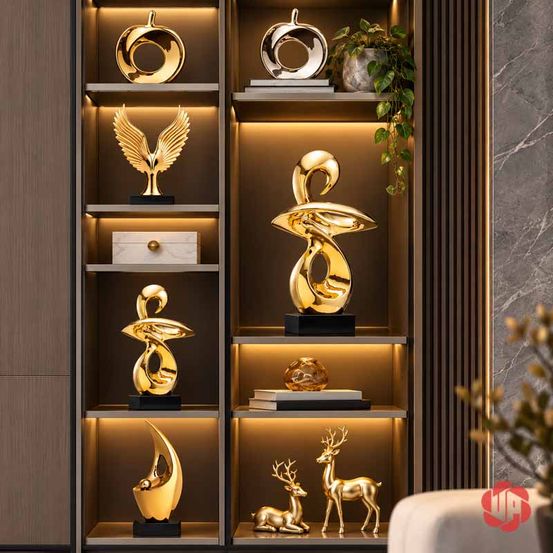 Tượng Trang Trí Nghệ Thuật Vận May Và Bước Ngoặt UP054V Tượng trang trí Vận may ở hai tầng tủ cùng đồ decor vàng