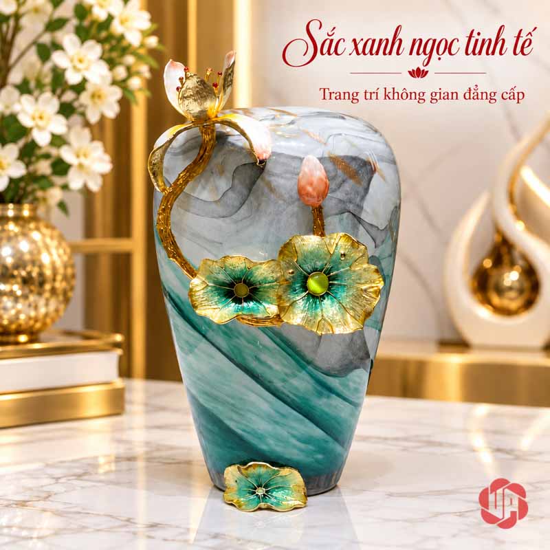 Bình Hoa Sen Thủy Tinh Tráng Men Xanh Ngọc UPT16 Bình sen dáng thấp nhìn rõ vân men xanh và hoa nổi