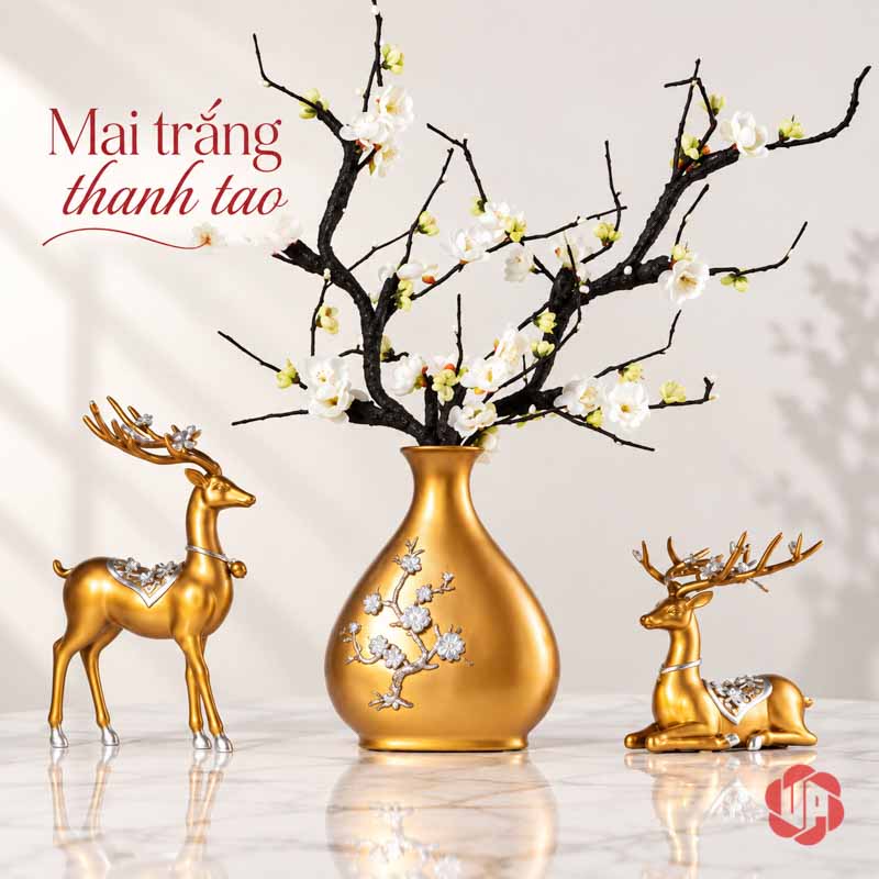 Đồ Trang Trí Decor Hươu Vàng, Chim Và Hoa Mai UPV016 Cặp hươu vàng hai bên bình cắm cành hoa trắng