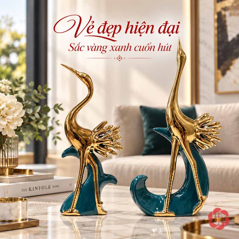 Đồ Decor Đẹp Cặp Chim Hồng Hạc Xanh Vàng UPV040 Cặp hồng hạc xanh vàng đặt trước sofa sáng màu có gối xanh