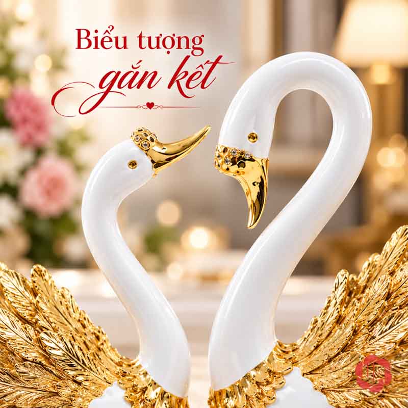 Đôi Tượng Thiên Nga Trắng Cánh Vàng UPV060 Hai đầu thiên nga hướng vào khoảng giữa của bộ đôi