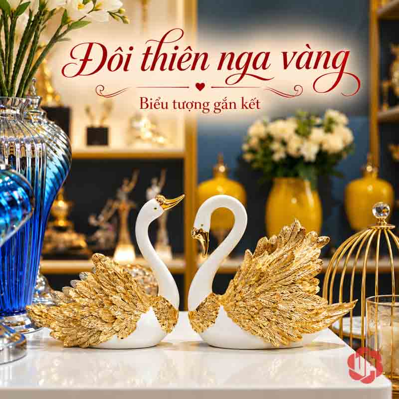 Đôi Tượng Thiên Nga Trắng Cánh Vàng UPV060 Đôi thiên nga vàng trắng đặt gần bình xanh và phụ kiện vàng