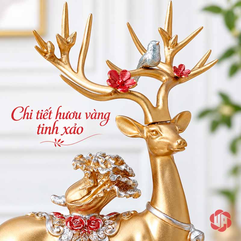 Bộ Tượng Hươu Chữ Phúc UPV067 Cận cảnh đầu gạc chim và chi tiết trên lưng hươu màu vàng