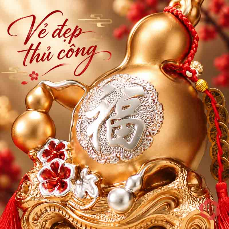 Bộ Tượng Hươu Hồ Lô UPVHL067 Cận cảnh chữ Phúc và hoa trang trí trên hồ lô vàng